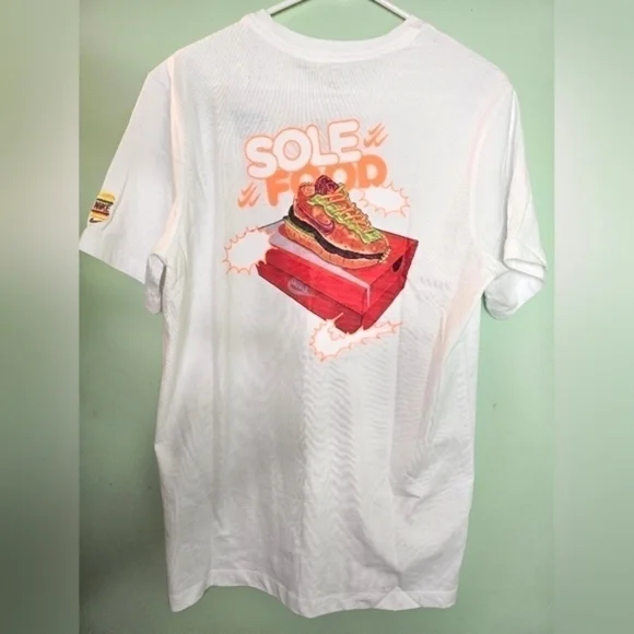 Nike Sole Food Burger T-Shirt - Mens Size Medium - White/Neon Orange Red Shoebox - Picture 1 of 5